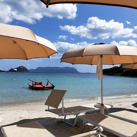 Le Stanze Del Mare Aparthotel Golfo Aranci Exterior foto