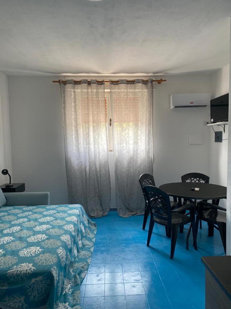 Le Stanze Del Mare Aparthotel Golfo Aranci Exterior foto