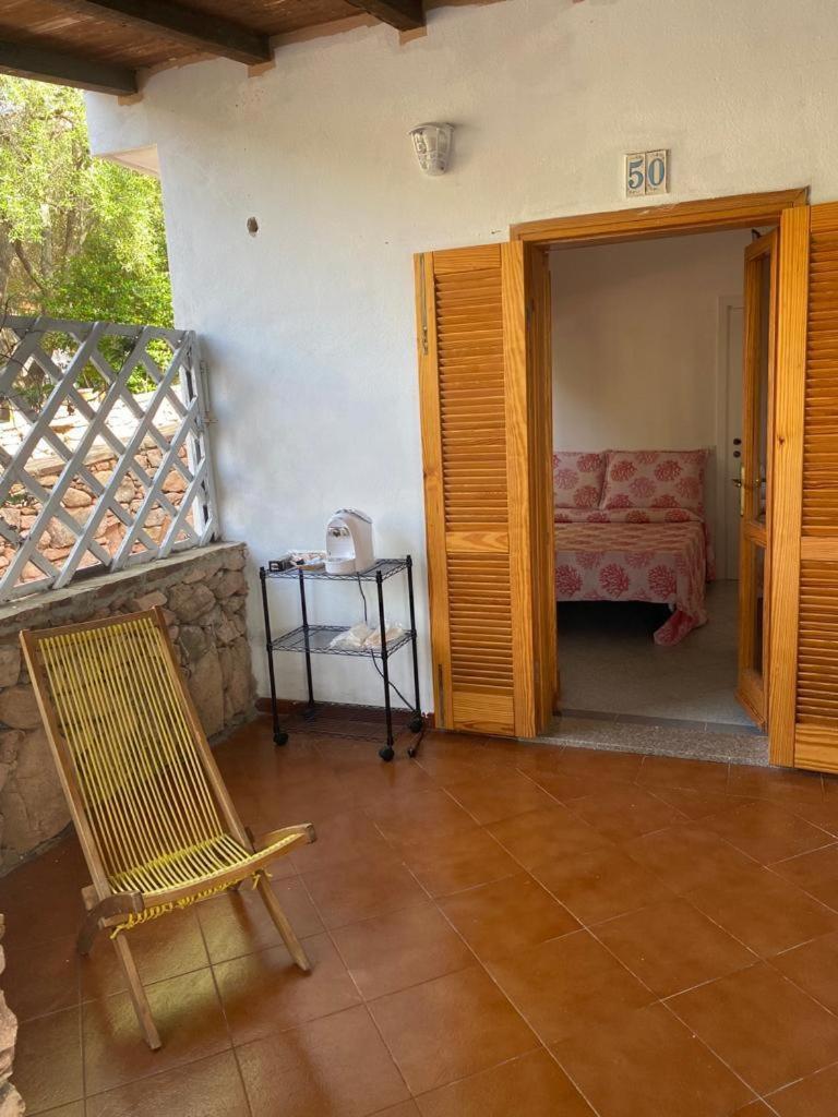 Le Stanze Del Mare Aparthotel Golfo Aranci Exterior foto